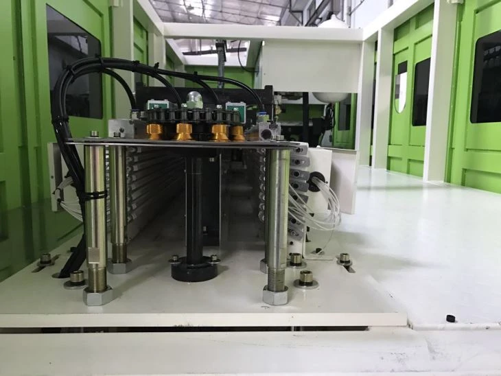 High Temperature Resistant Full Electric Bottle Blowing machine4