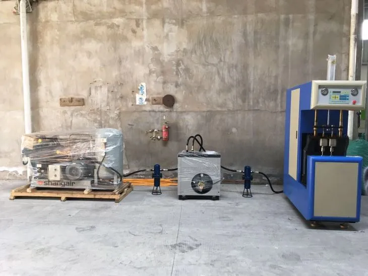 OGS-2 OUGE PET-muovipullopuhalluskone